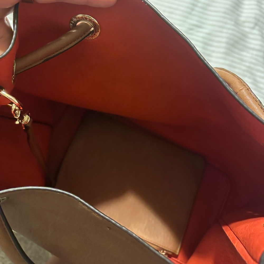 Calvin Klein Tan Tote Bag with Pouch - Picture 3 of 3